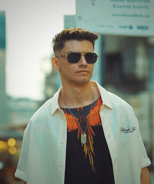 Avatar de CEZAR en Spotify